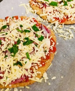 Tortillalefse som pizzabunn